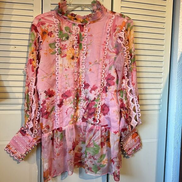 Tops - Threads and Motifs Blouse pink floral  size M